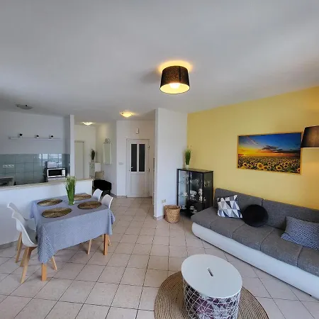 Villa Blue With Bbq, Wifi And Stunning View