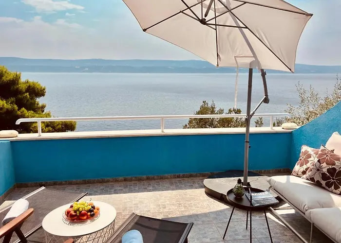 Blue With Bbq, Wifi And Stunning View Vila