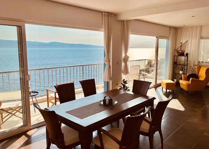 Vila Blue With Bbq, Wifi And Stunning View Celina