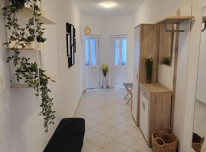 Vila Blue With Bbq, Wifi And Stunning View Celina