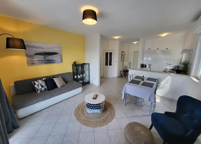 Blue With Bbq, Wifi And Stunning View